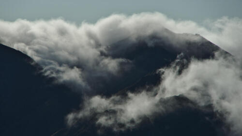 Cloud on the Ruahine Range from McKinnon Hut